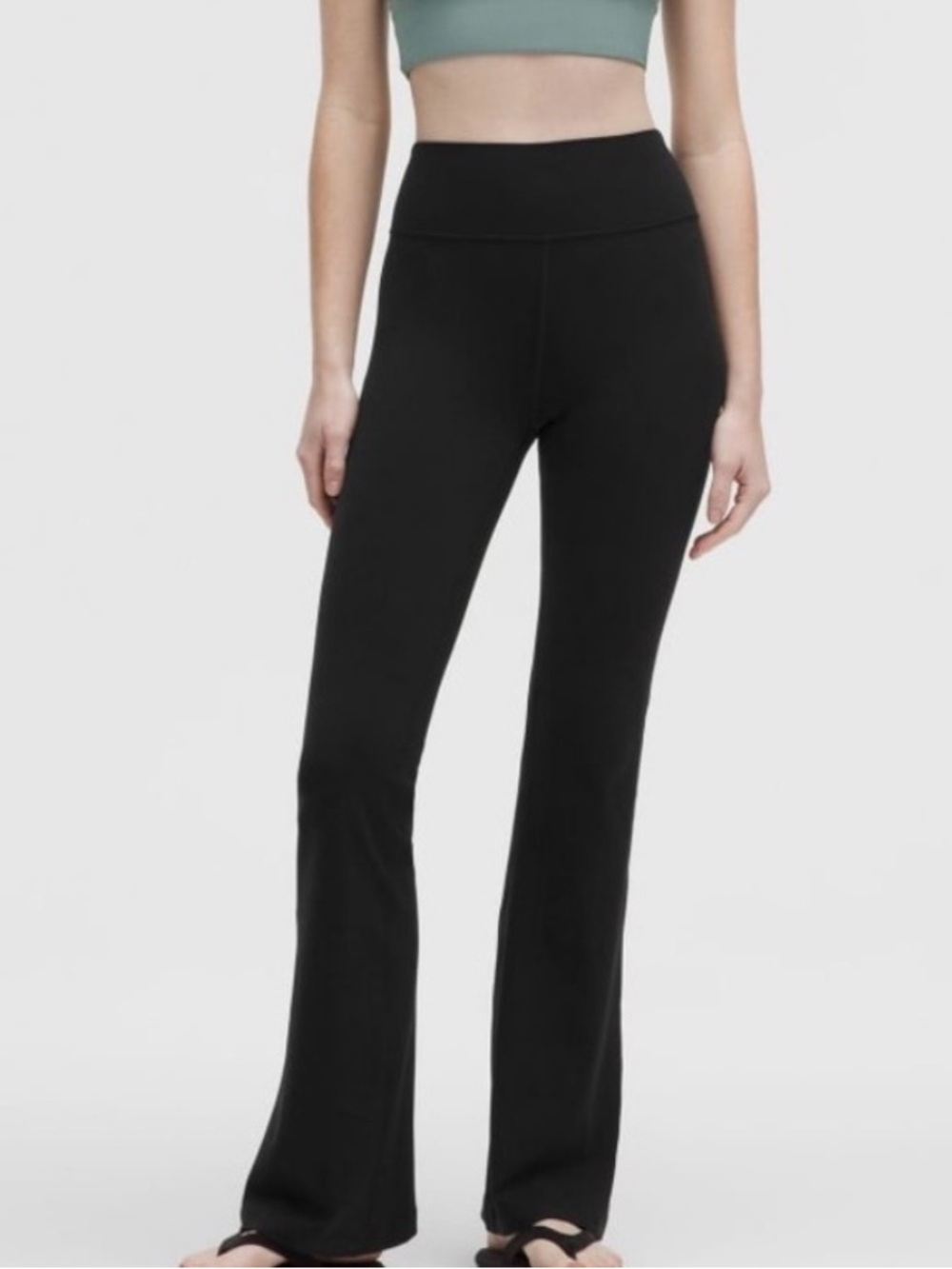Lululemon 0 Groove SHR Nulu Flared Pant Regular High Rise Leggings Tights Black